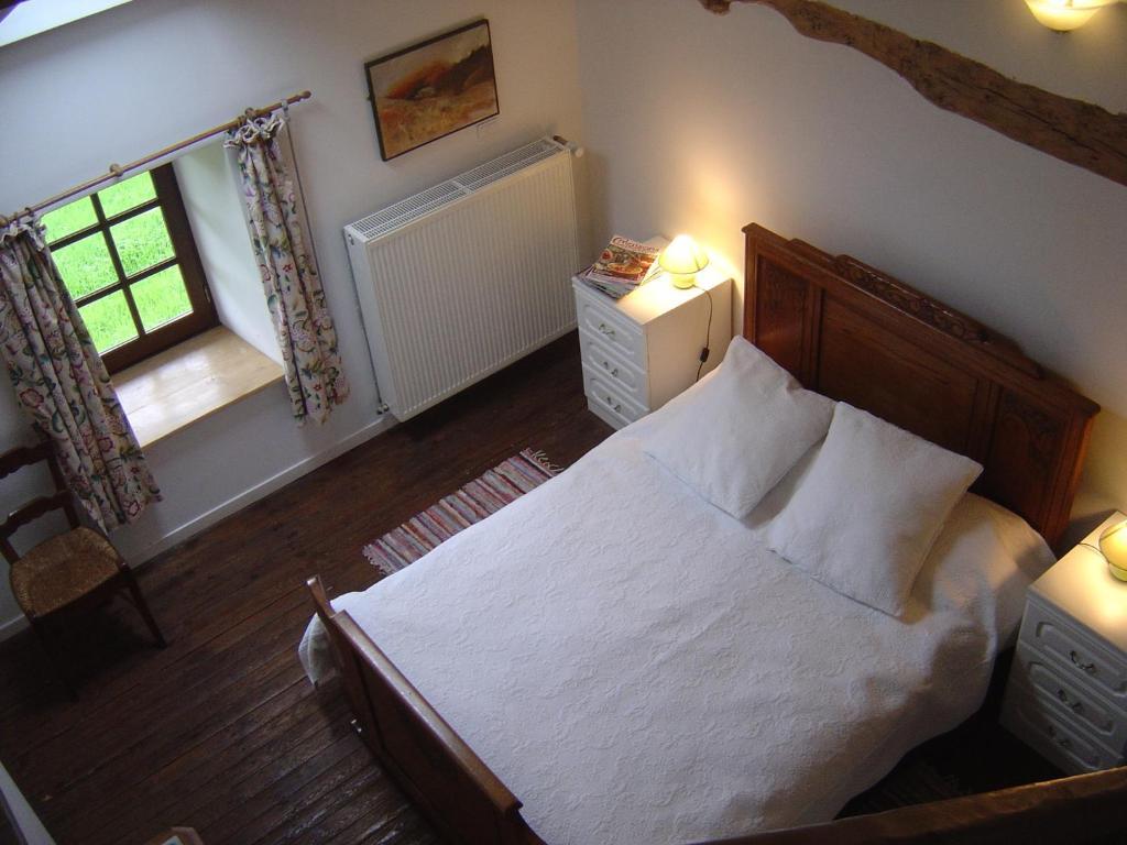 Les Trois Chenes Bed & Breakfast Videix Room photo